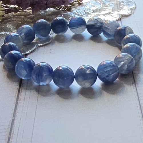 12㎜ カイヤナイトシリカブレスレット内径17cm ブレスレット 福猫