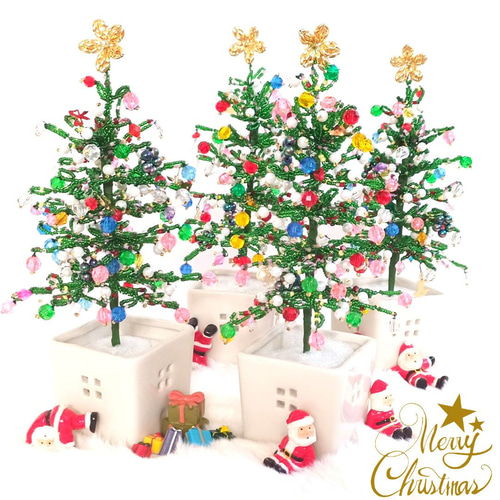 ○クリスマスツリー 高さ25cm 定番の緑色のツリーに沢山の飾りと雪に