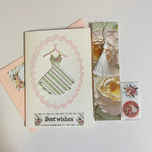 DESIGNER GREETING CARDS/グリーティングカード 作品集 カラフルでかわいい手作りのグリーティングカード (レディブティック