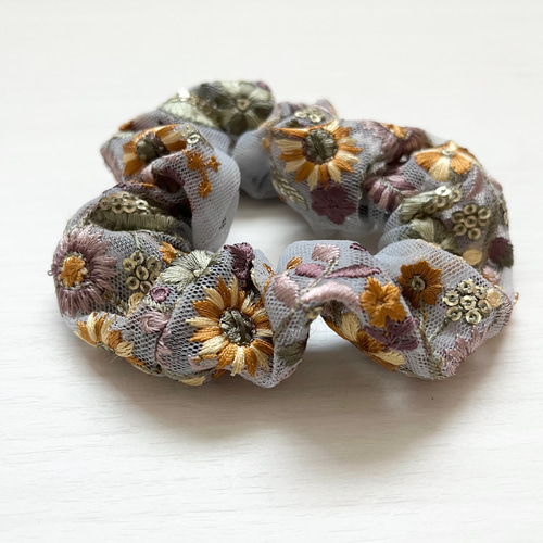 インド刺繍リボンで作ったシュシュ シュシュ TAMY'S FACTORY 通販