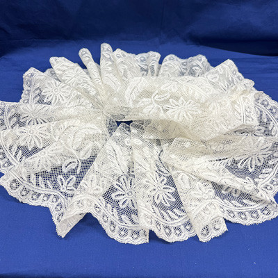 ヴァレンシエンヌレース（No.3832）