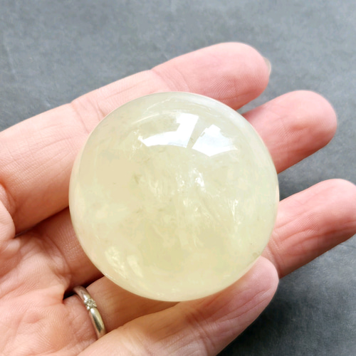 一点物】虹入り✨シトリン スフィア 丸玉 ✩.*˚天然石×インテリア