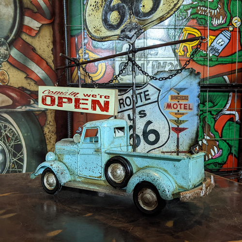 U.S. ROUTE 66 アメリカンテーブル ガレージに カリフォルニア