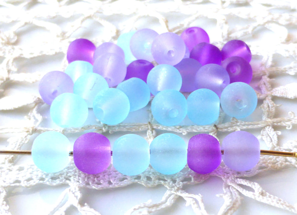 30個 すりガラス 淡い水色淡い紫濃い紫 チェコビーズCzech Glass Beads