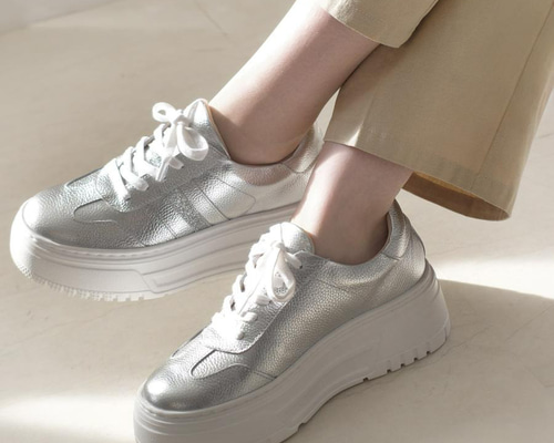 Paul　新品Y-3 ホワイトレザー厚底スニーカー Y-3 ホワイト 厚底スニーカー Paul 新品Y-3 ホワイトレザー厚底