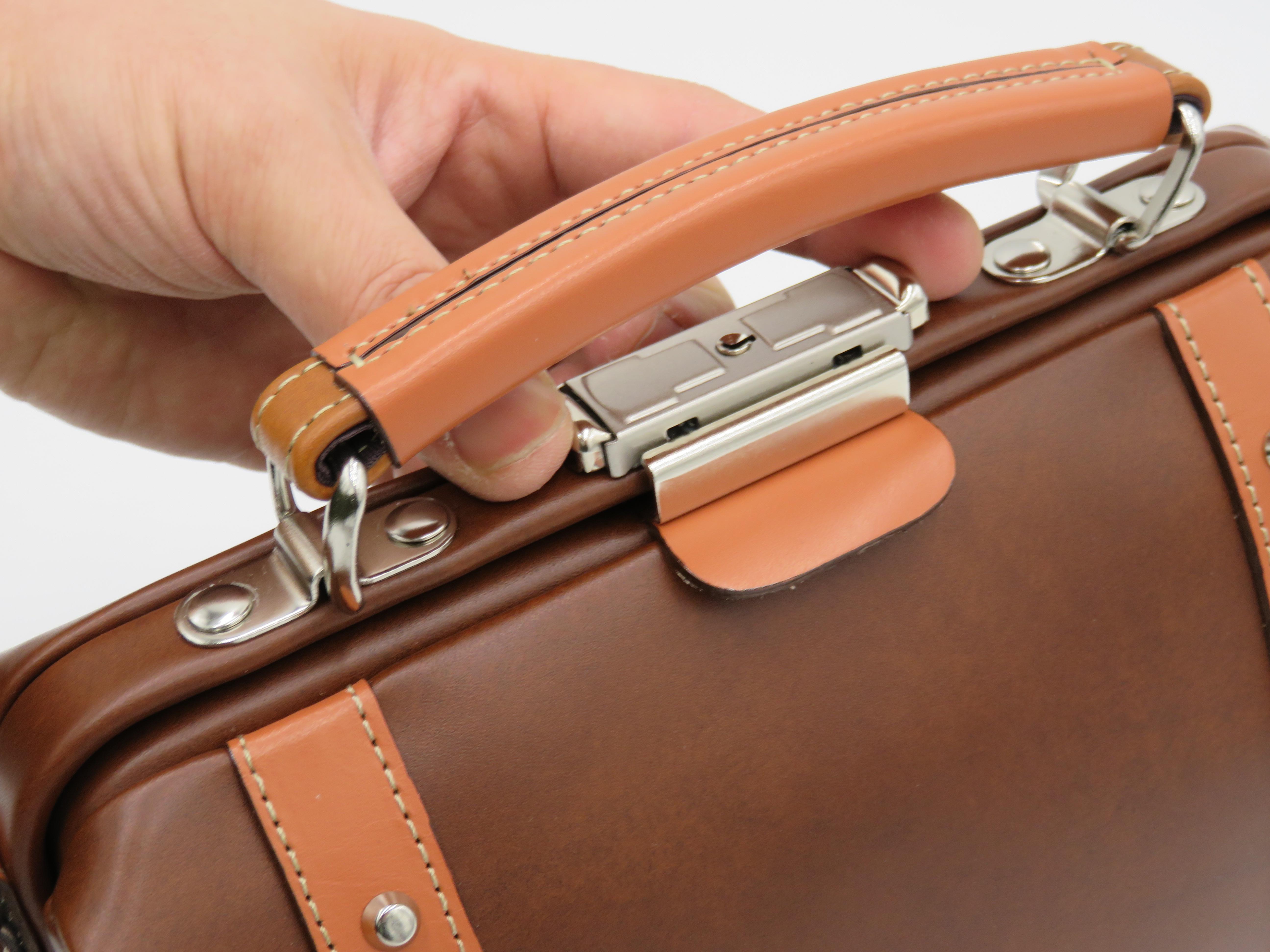 木和田　合成皮革（生地名：パトリック）　No.K3894「パトリック横型ダレスバッグ」　日本製