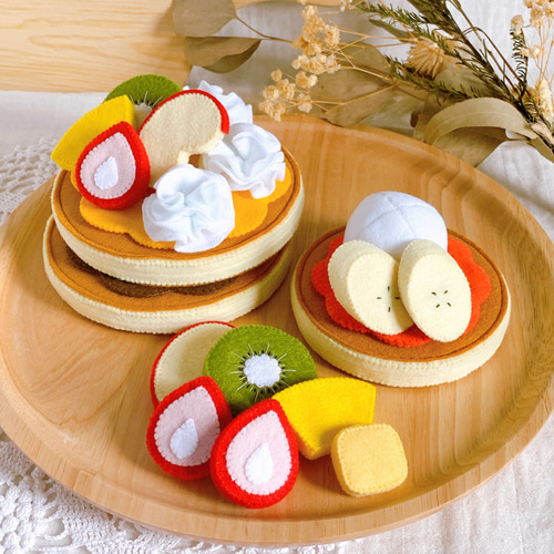 フェルトのパンケーキセット おもちゃ・人形 kasumisou.handmade 通販