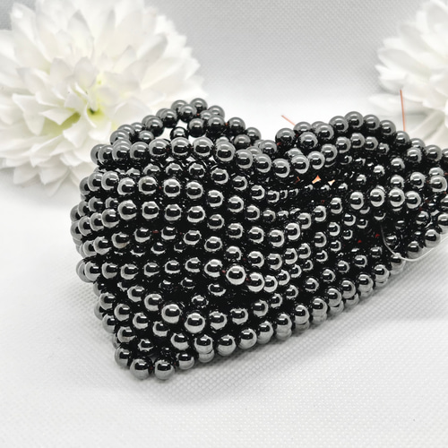 【№4】天然石　ヘマタイト　ハート型♡大小ペア2点セット　原石　握り石　置物 №4】天然石 ヘマタイト ハート型♡大小ペア2点セット 原石 握り石 置物