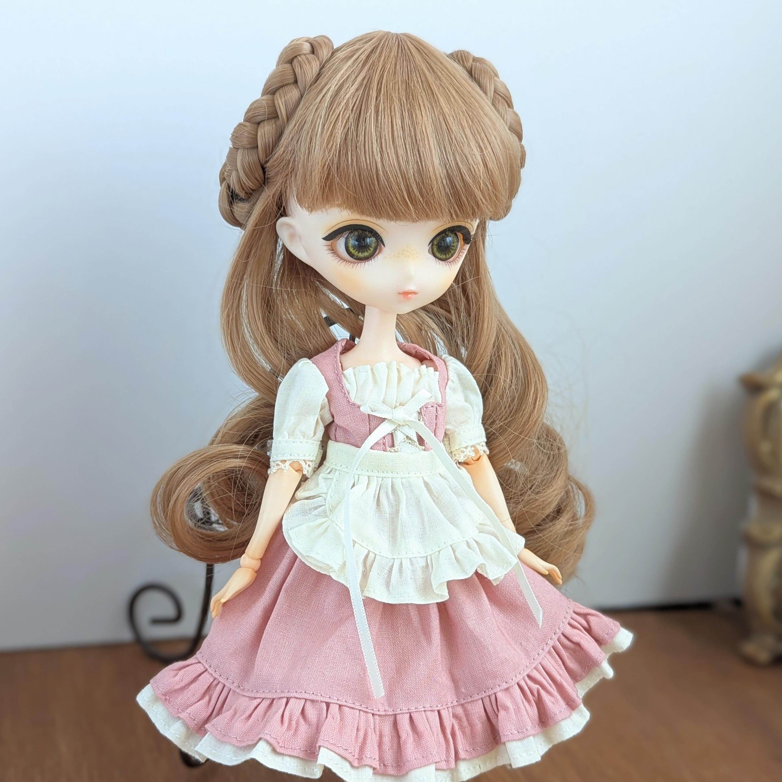 1275【ハルモニアブルーム ワンピース】ピンクのディアンドル風ワンピース