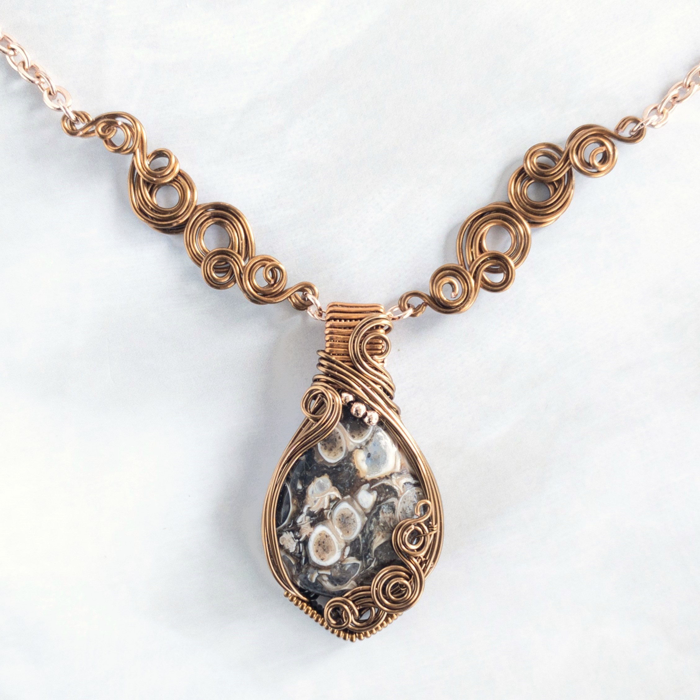 ＜ジャスパー＞ワイドベイル ペンダント