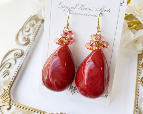 チェコビーズと美しき世界ピアス64 ピアス（フック・チェーン） 花なな