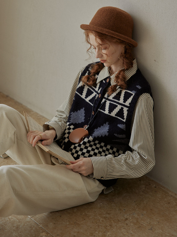 ◇新作【ウール100% ノルディック ベスト】ウッドボタン ニットベスト