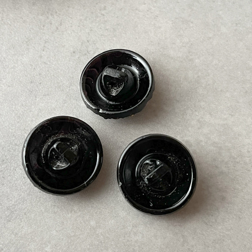 送料無料】3個 1900年前半 ブラックガラスボタン チェコ アンティーク