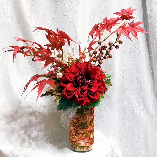 ハンドメイド❣️秋バージョンアレンジ❣️栗、赤トンボ、秋桜、和菓子、紅葉❁⃘*.゜ ハンドメイド❣️秋バージョンアレンジ❣️栗、赤トンボ、秋桜