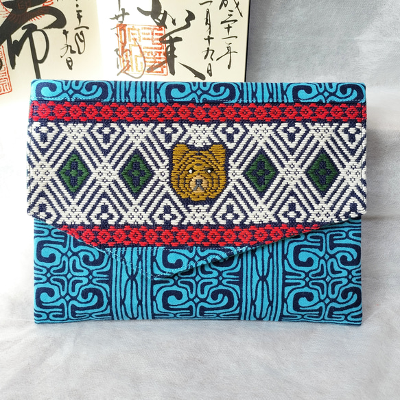 アイヌ文様とこぎん刺しが奏でるハーモニー』キムンカムイの御朱印帳袋  