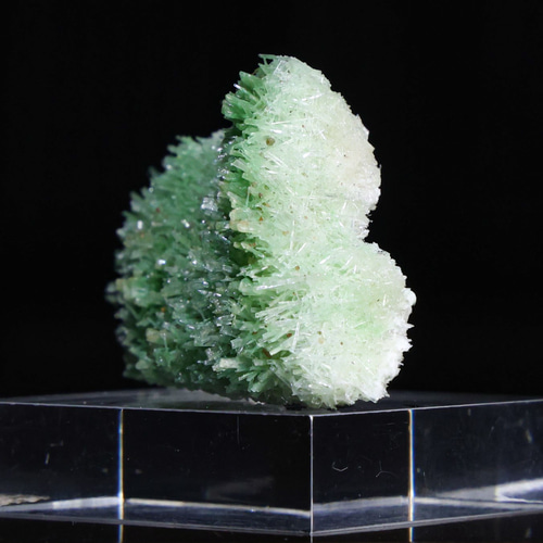 2点おまとめ パワーストーン セレナイト グリーンフローライト オブジェ 2点おまとめ パワーストーン セレナイト グリーンフローライト