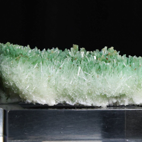 自然界による緑色の綺麗な変種』 天然 グリーン セレナイト 9g 鉱物