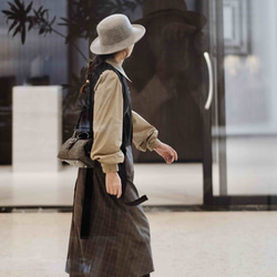 「ウール×革の組み合わせ」大人気！横型がま口バッグ 手作りのレザーショルダーバッグレディース 19枚目の画像