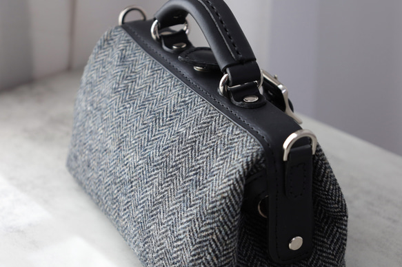 「ウール×革の組み合わせ」大人気！横型がま口バッグ 手作りのレザーショルダーバッグレディース 8枚目の画像