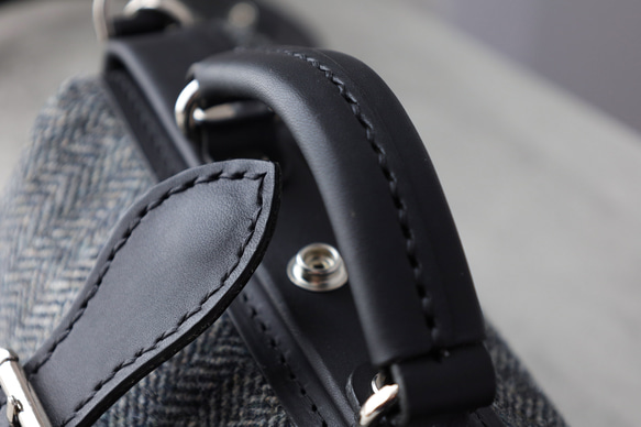 「ウール×革の組み合わせ」大人気！横型がま口バッグ 手作りのレザーショルダーバッグレディース 12枚目の画像