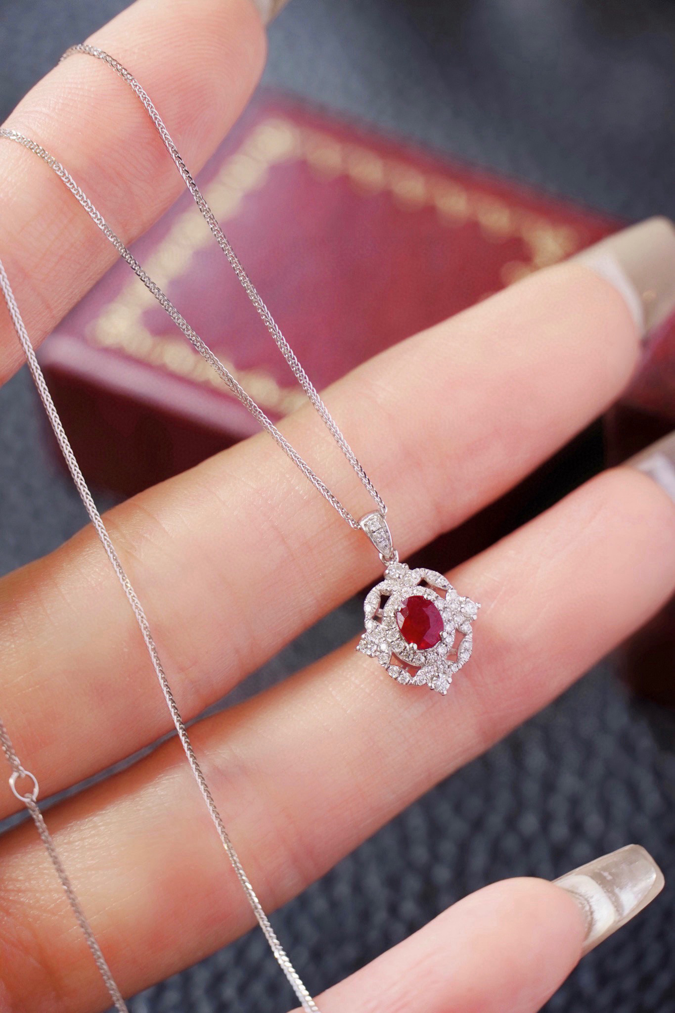 天然ダイヤモンド付きルビーペンダントk18