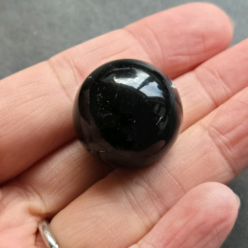一点物】モリオン 黒水晶 スフィア 丸玉 ✩.*˚天然石×インテリア