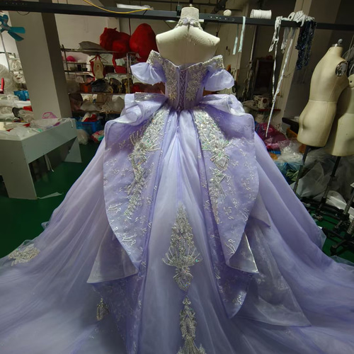 買わないと損！カラードレスパフスリーブ ラベンダー色/パープル/紫 お