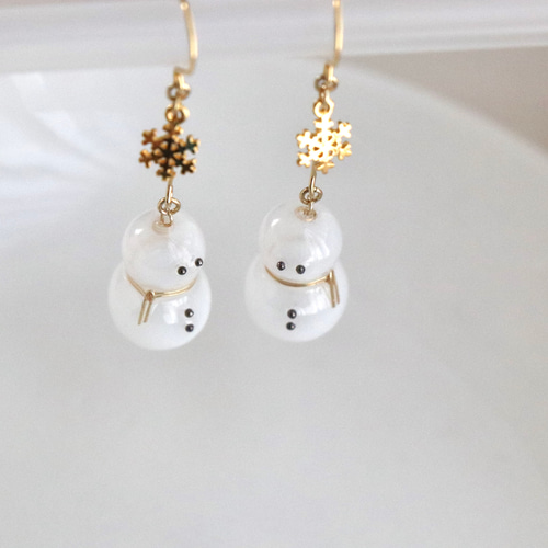 クリスマスチェーンピアス イヤリング 雪だるま×ヒイラギ