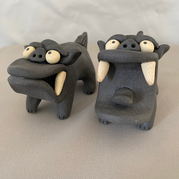 ハンドメイド小さい置物 大丈夫シーサー(小・黒)NO.8 縁起物 置物 手作り 陶器小さい シーサー