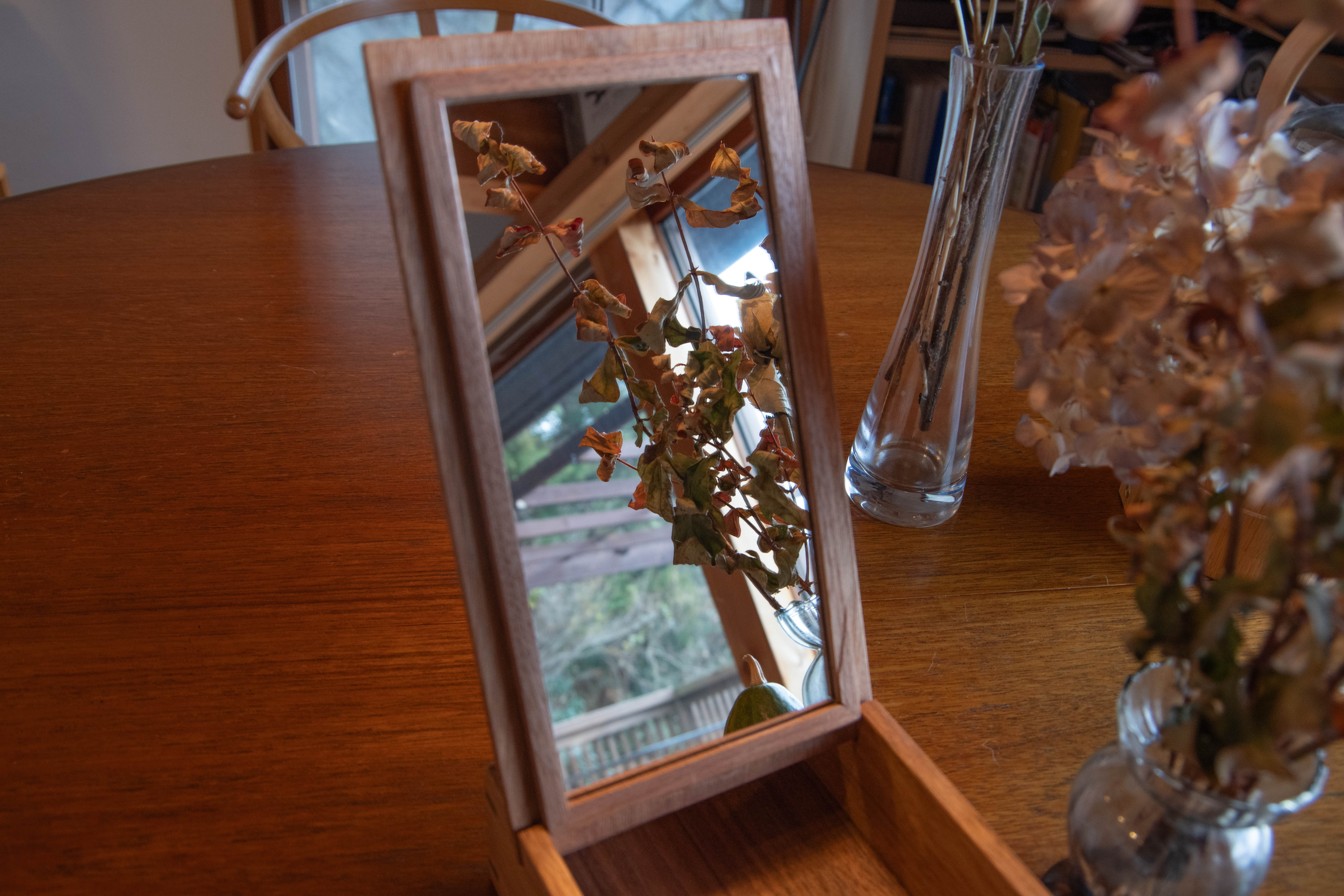 木の温もりのジュエリーボックス（くるみ） 木製ジュエリーボックス アクセサリー収納 くるみ 無垢材 マホガニー 鏡付き