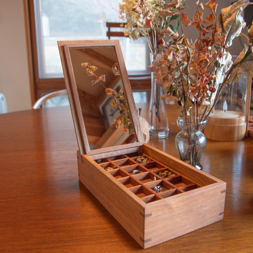 ☆ジュエリー収納 ボックス 木製 アクセサリー 胡桃の木 NOELAMOUR ジュエリーボックス アクセサリーケース 木製 北欧