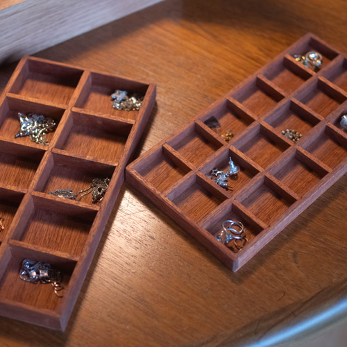 木の温もりのジュエリーボックス（くるみ） 木製ジュエリーボックス