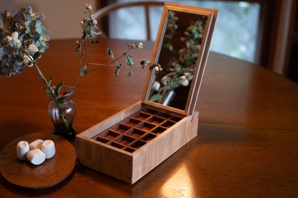 木の温もりのジュエリーボックス（かえで） 木製ジュエリーボックス