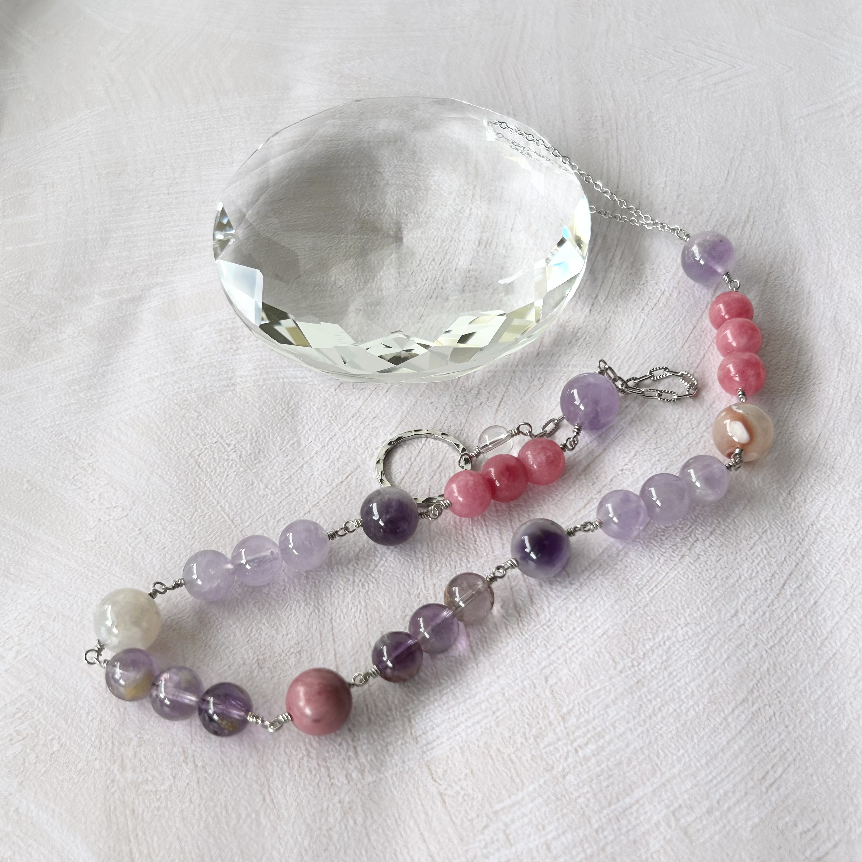 感謝と祝福を伝える♡ダリアのサンキャッチャー