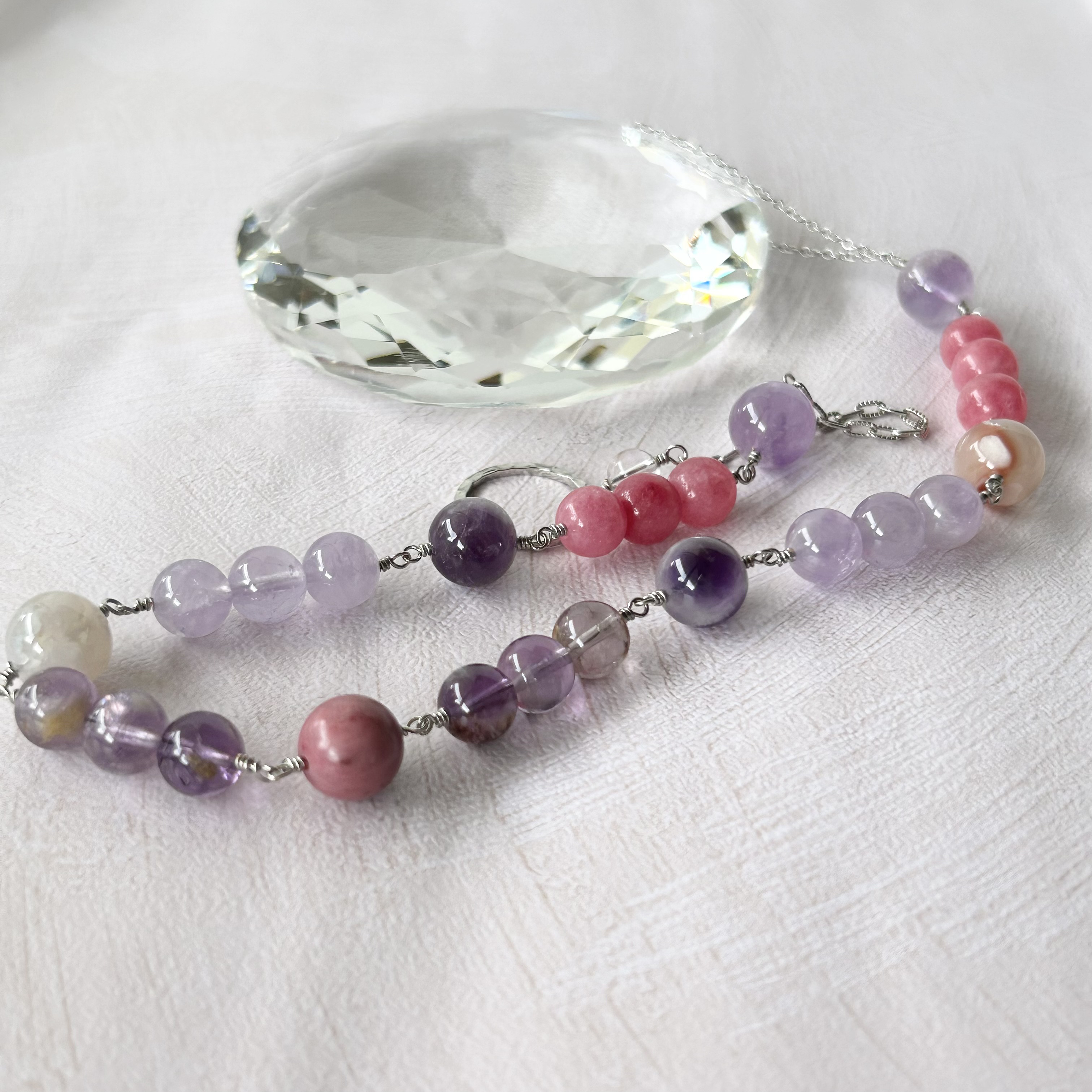 感謝と祝福を伝える♡ダリアのサンキャッチャー