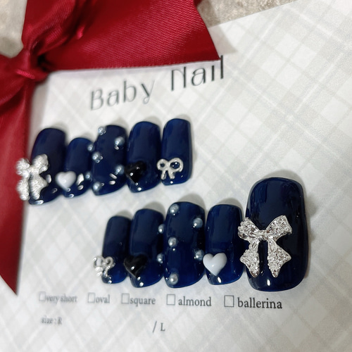 ネイルチップ シンプルネイビー リボン×ハート ネイルチップ（つけ爪