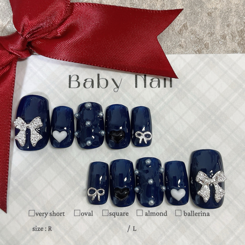 ネイルチップ シンプルネイビー リボン×ハート ネイルチップ