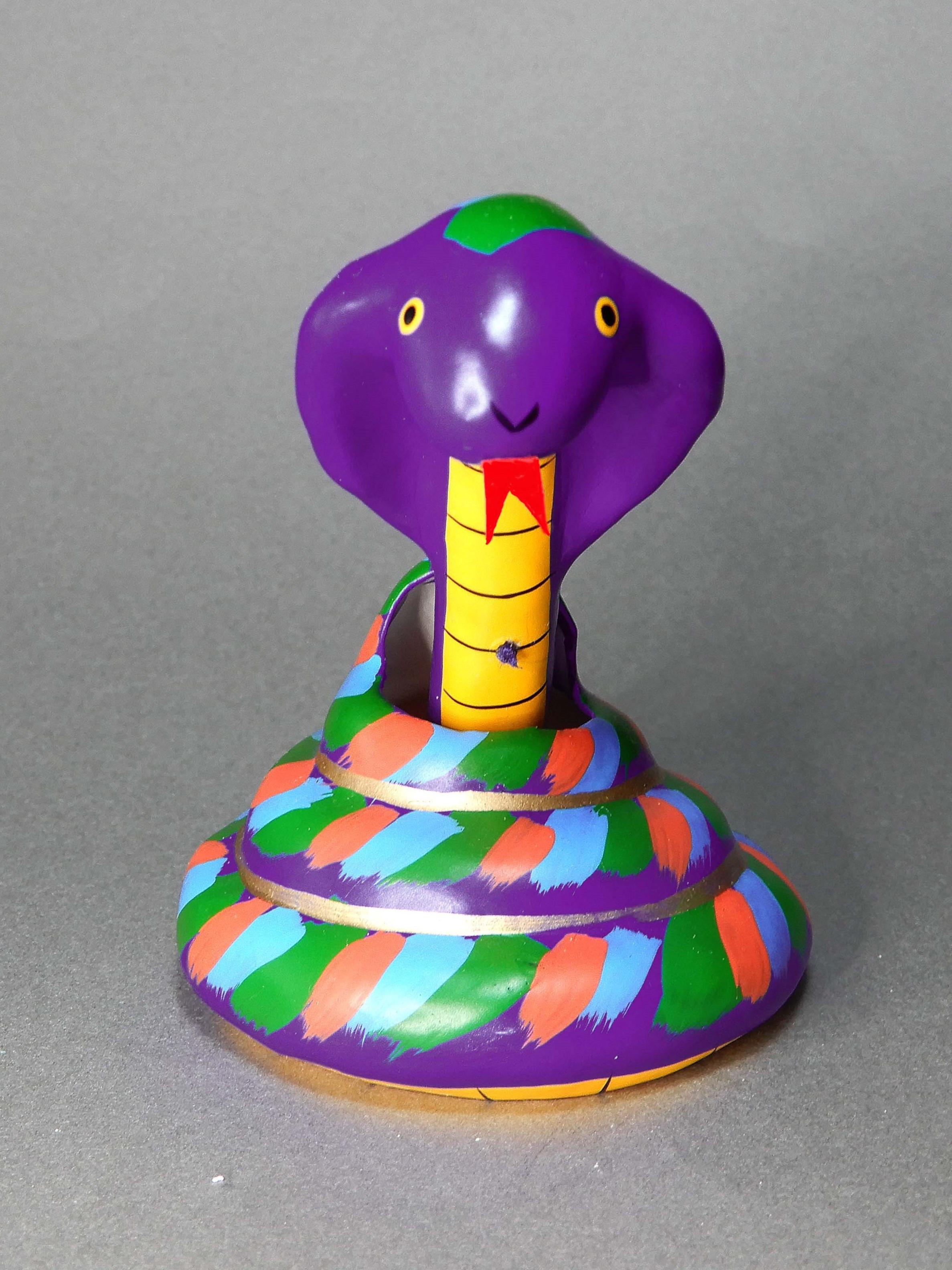 干支張子　首振り　「コブラ　紫」 4,250円