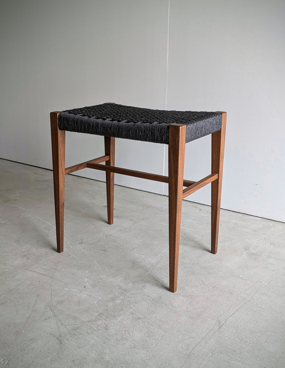 ブラックウォールナットのペーパーコードスツール 【公式通販】