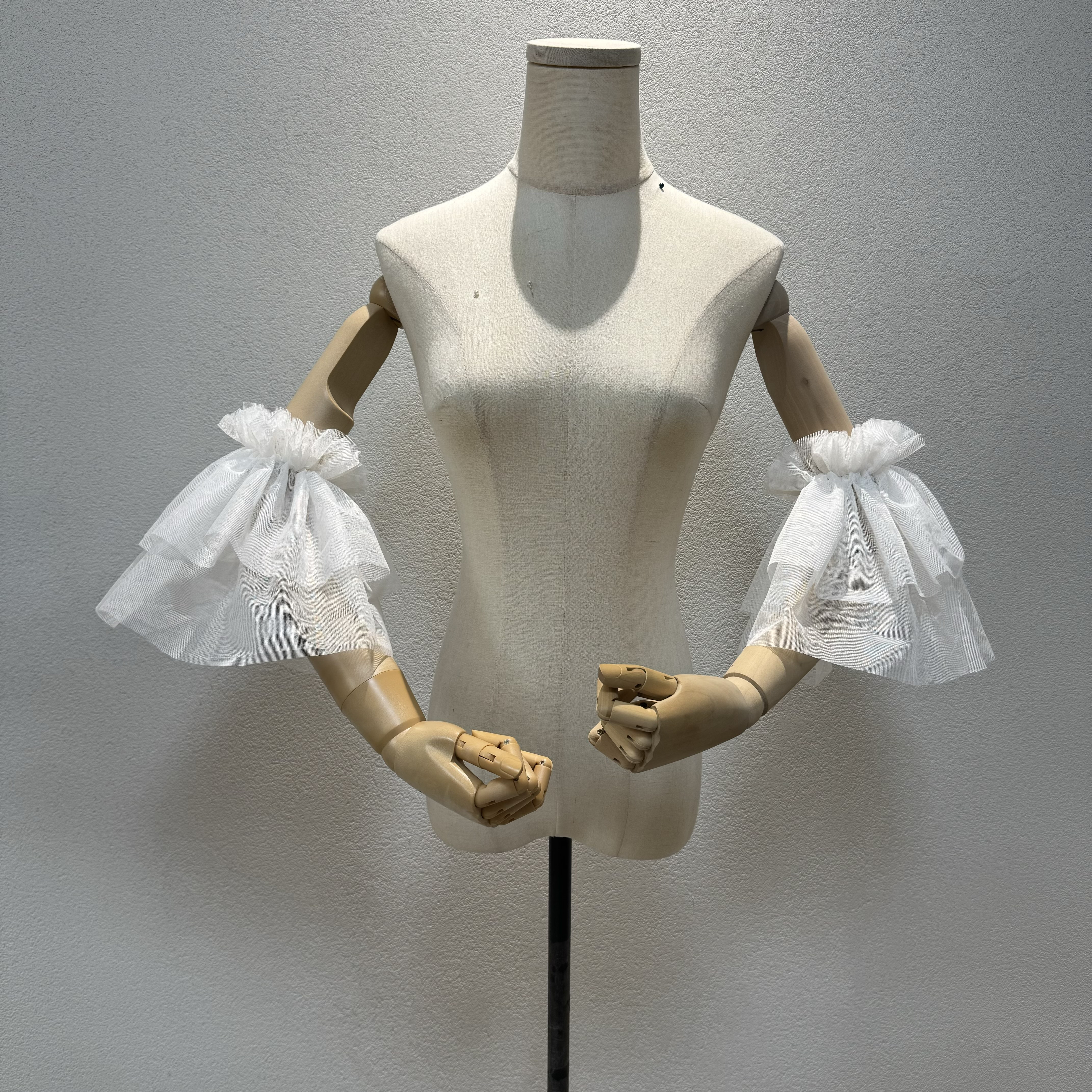 普通のサイズの発送は通常7日以内（土日祝日を除く）に対応させて頂いております（土日祝日を除く）。オーダーサイズは2-4週