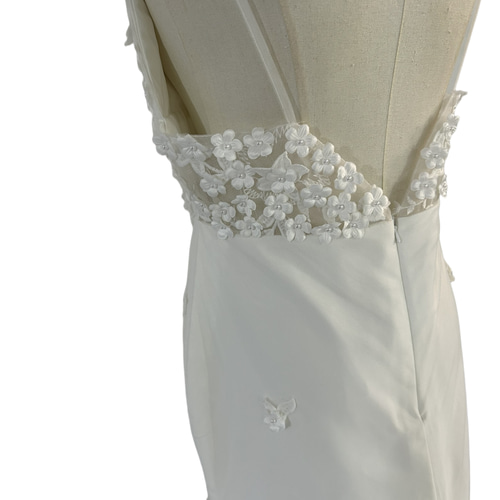 ウエディングドレス キャミソール バックレス ファスナー リーフ刺繍  