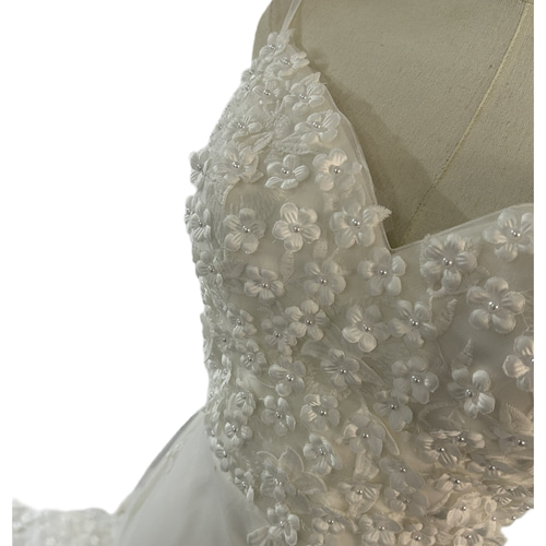 ウエディングドレス キャミソール バックレス ファスナー リーフ刺繍  