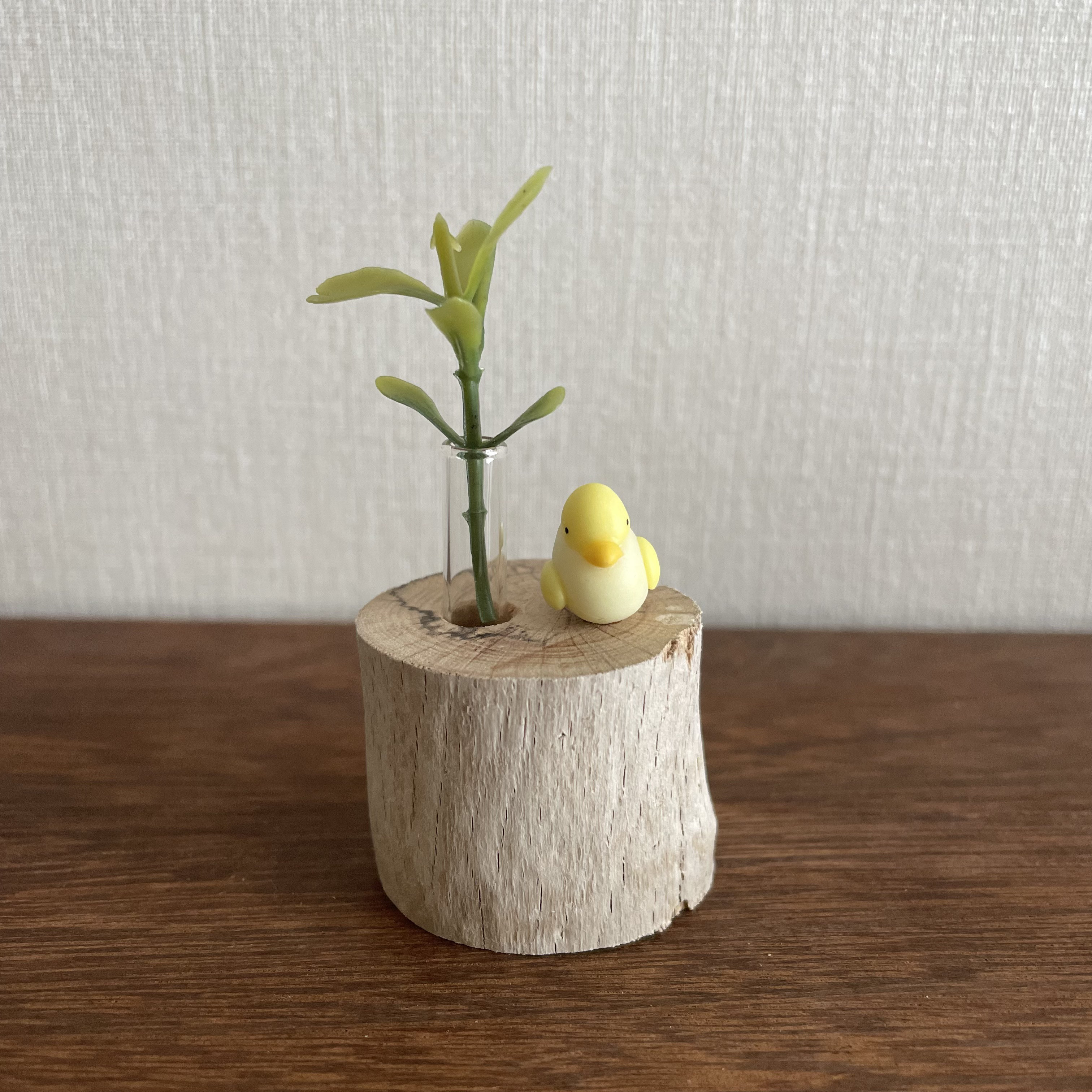 ルノワール「花瓶の花」 灰皿　小物入れ Amazon.co.jp: クリスタルダルク スワン フランス製 箱入り 白鳥