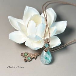 『藤姫』ラブラドライトとクンツァイトのマクラメペンダントネックレス 藤姫』ラブラドライトとクンツァイトのマクラメペンダントネックレス