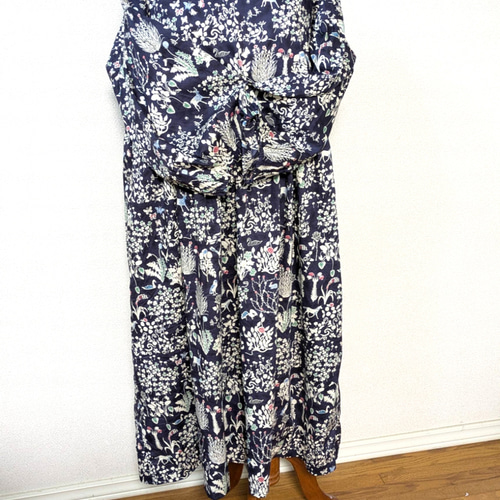 9月7日迄❤️リバティのビエラ生地を使用した既製品のワンピース ZARA☆セール！クロスバックニットワンピース (ZARA/ワンピース