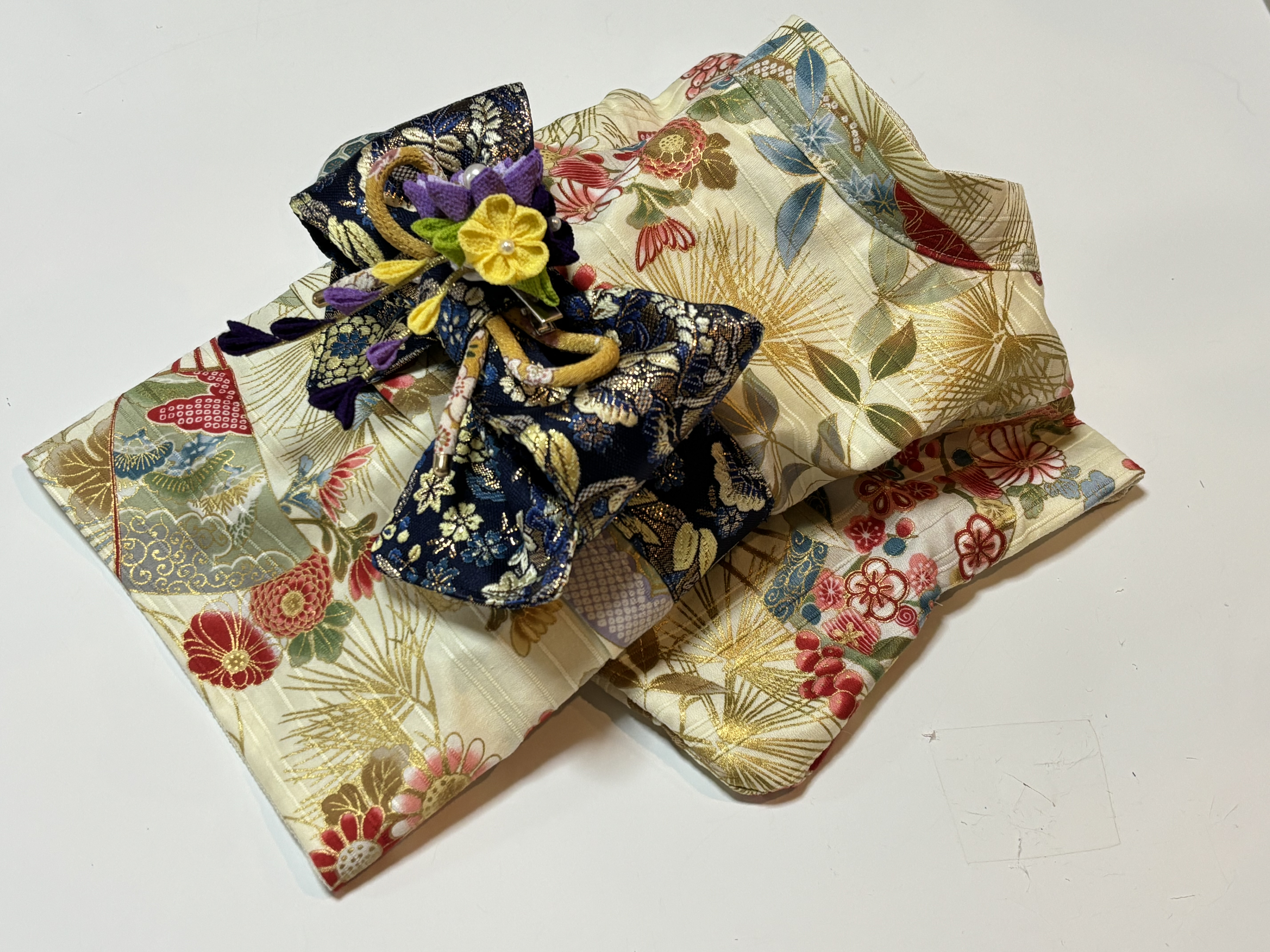 まいちん　つまみ細工　犬用バレッタ・帯飾り kyoto-miyabi_480-1280