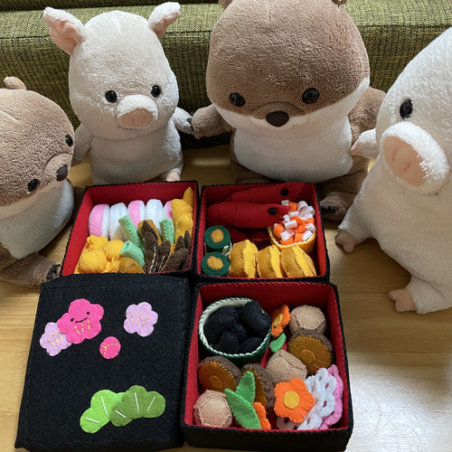 フェルトままごと おせちセット※ぬいぐるみ・お皿はつきません