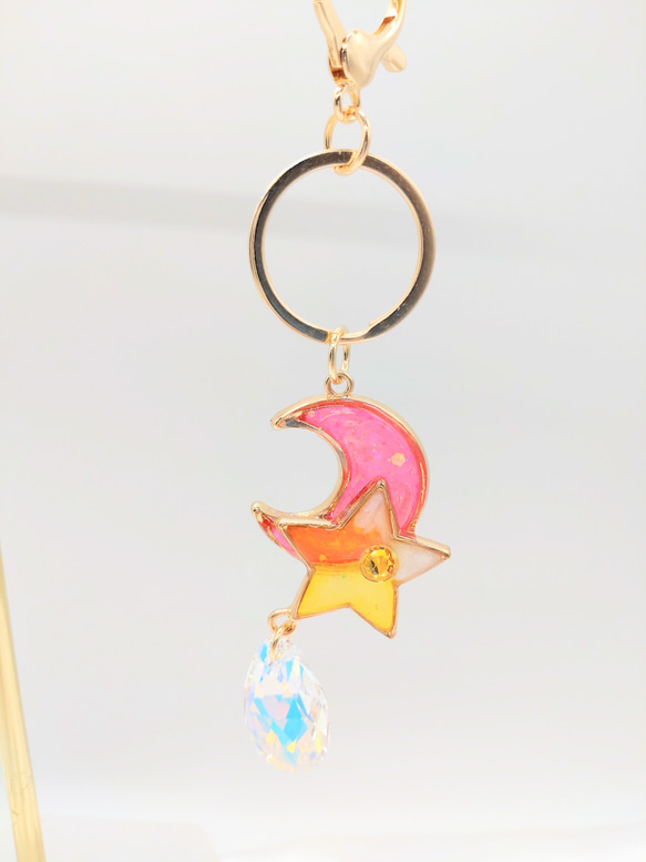 ピンクの月と星のぷるんとキーホルダー 3枚目の画像