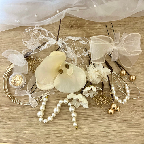 送料無料》＊胡蝶蘭×リボン×パールの髪飾り＊成人式 卒業式 結婚式