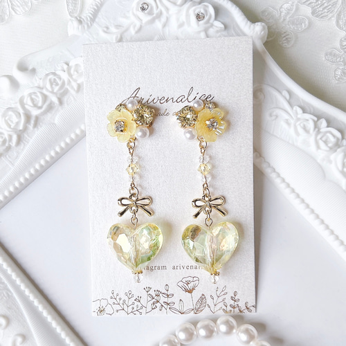 ♡ハンドメイド♡ビジューピアスイヤリング乙女座 全7色》キラキラ ハート ビジュー ピアス/イヤリング ピアス